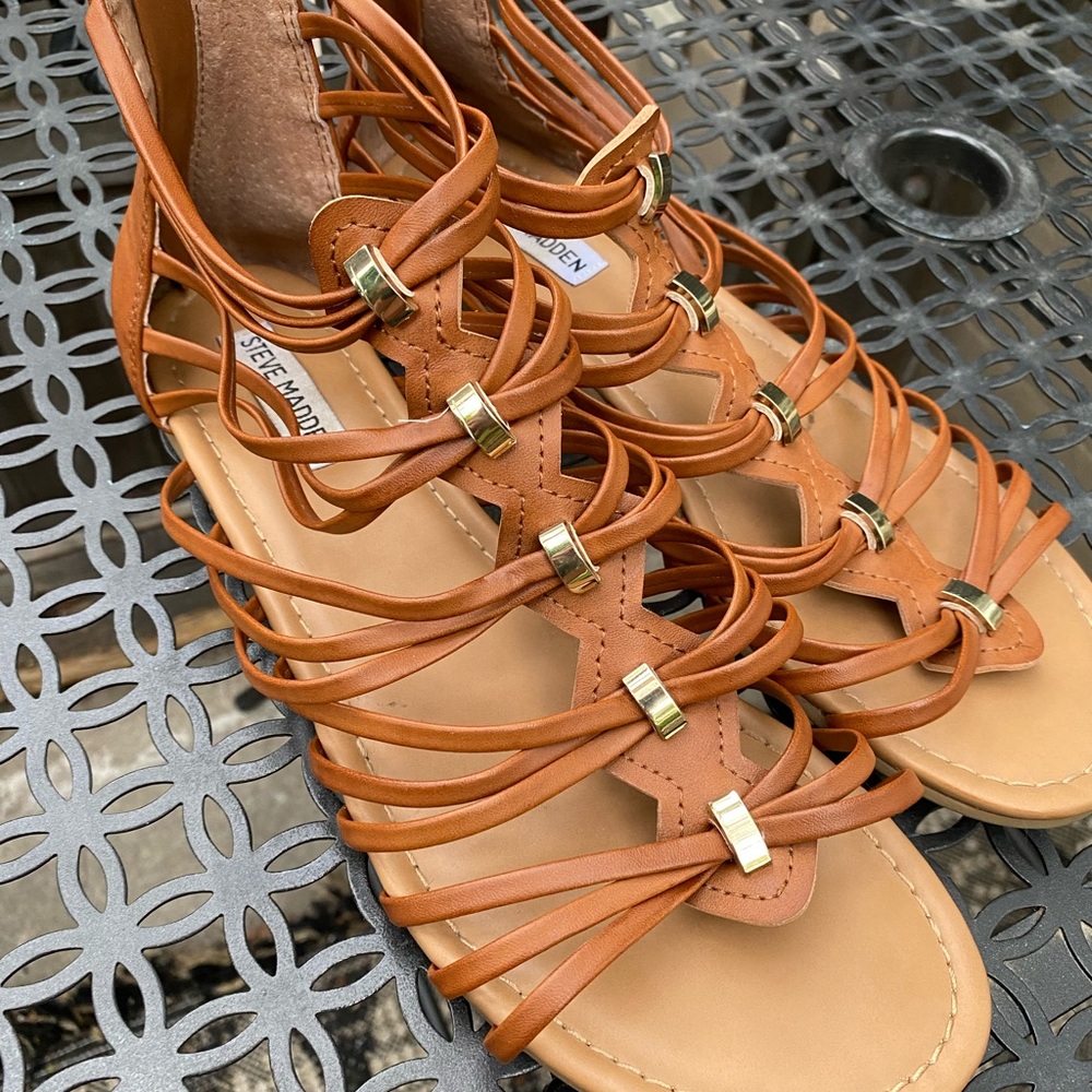 Steve Madden gladiator sandal size 11